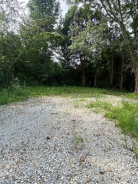 2nd image of 9618 N Spades Rd
