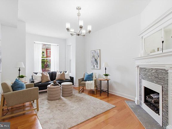 4th image of 131 R St NE #A