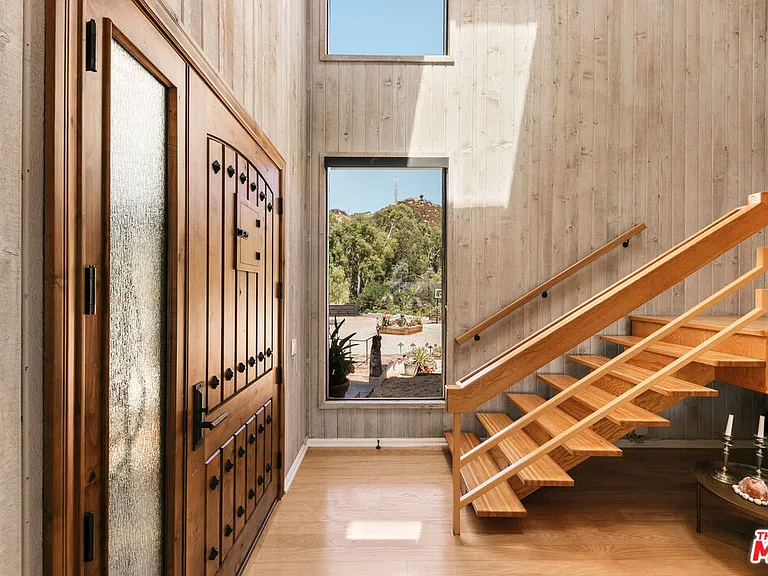 231 Loma Metisse Rd — Photo 11