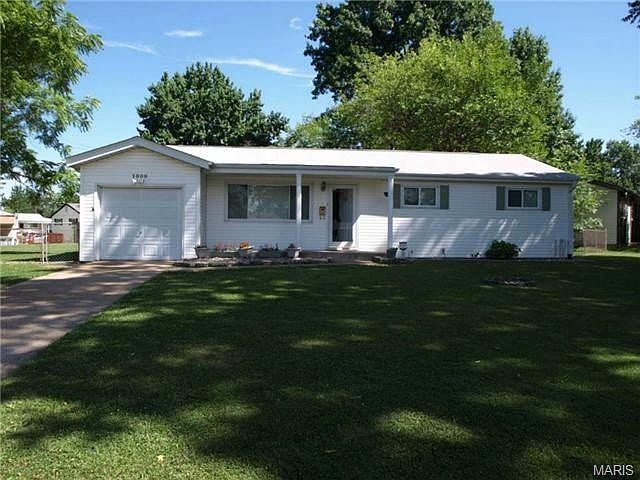 1st image of 1000 Wycomb Dr