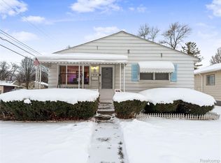 4710 Edgewood St, Dearborn Heights, MI