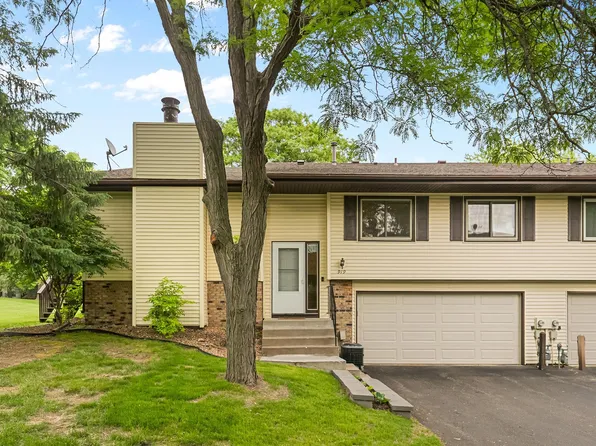 919 Greenhaven Dr, Vadnais Heights, MN 55127