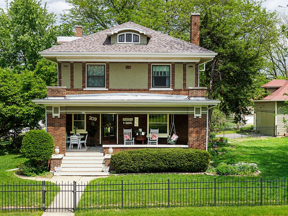 209 N West St, Danvers, IL 61732 Zillow