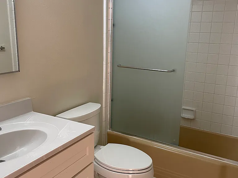 2450 Milvia Street — Photo 31