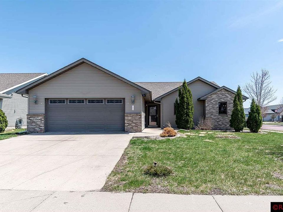 1st image of 101 Copper Village Cir