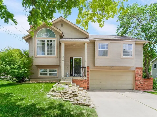 12301 S Alden St, Olathe, KS 66062