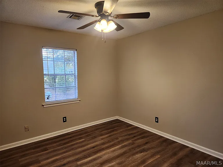 278 Teri Ln — Photo 28