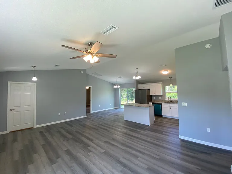 13724 SW 32nd Terrace Rd — Photo 13