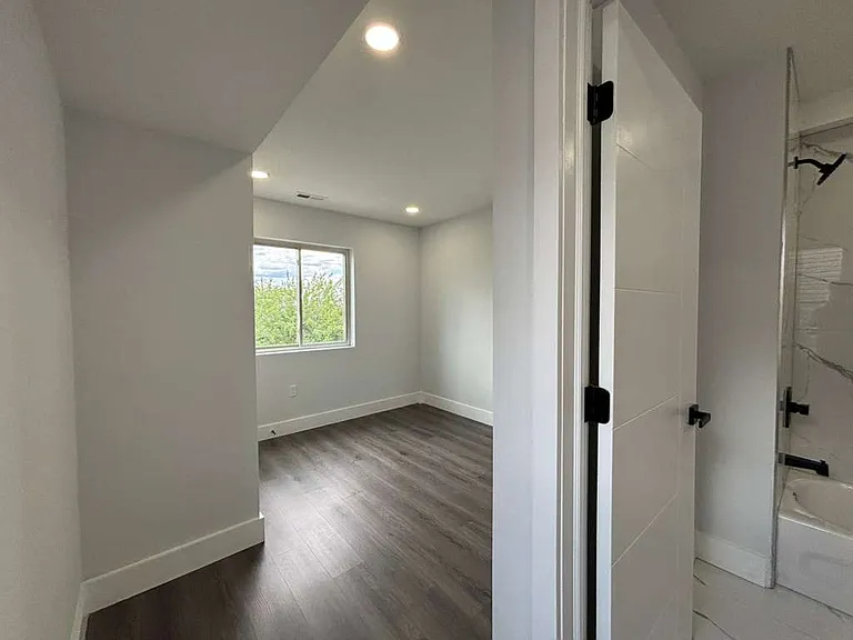 2439 N Marshall St #3 — Photo 4