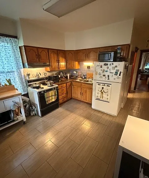 2448 W Gunnison St #1 — Photo 5