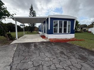 4022 68th St N #826, West Palm Beach, FL 33404