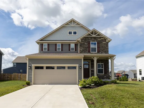 403 Sydney Dr, Tipp City, OH 45371