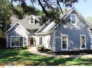 239 E Crestwood Rd, Tyrone, GA 30290