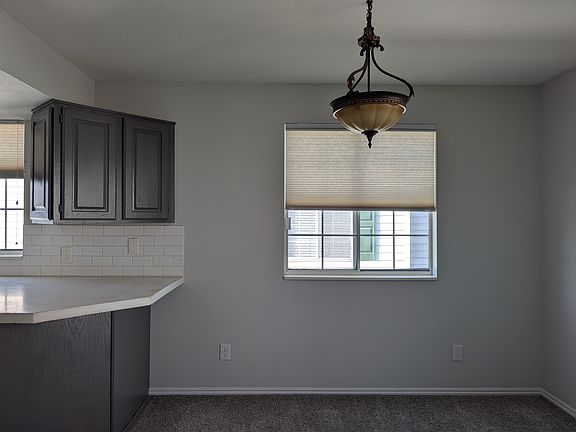 3rd image of 479 N Orem Blvd