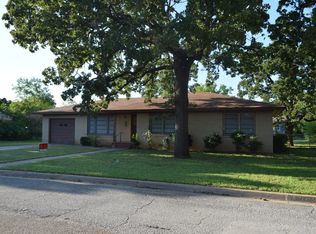 2503 Oak Dr, Gatesville, TX 76528