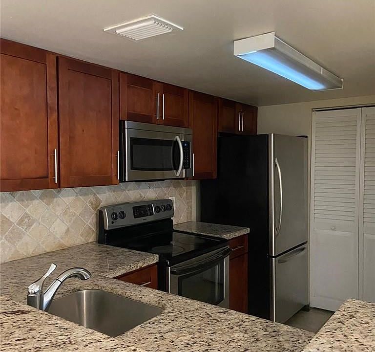 1st image of 10709 Cleary Blvd