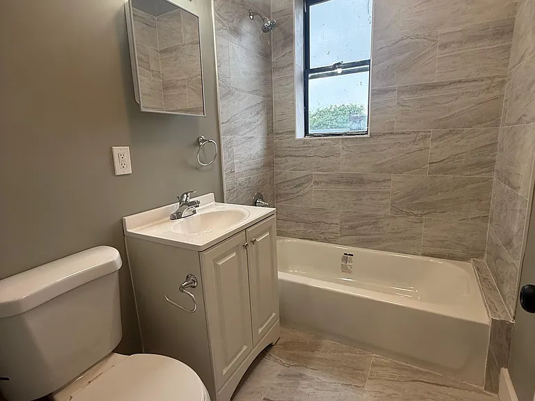 1000 S Orange Ave #405 — Photo 4