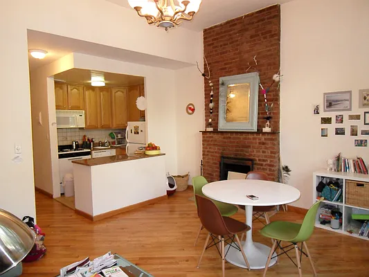 Rented by Alexander Hidalgo, Inc. | media 18