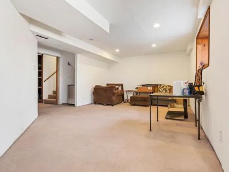 2726 Brookrun Dr — Photo 14