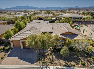 8925 Arcadia Heights St, Las Vegas, NV 89113