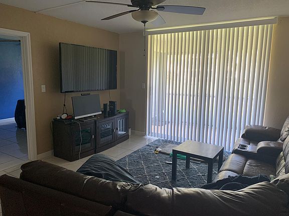 4th image of 4500 N Federal Hwy APT 111B