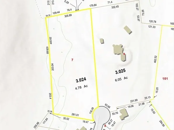 7 Stone Creek Cir, Oxford, MA 01540