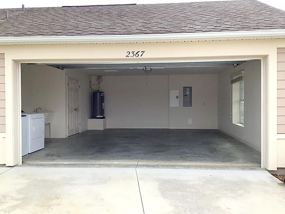 5th image of 2367 Dees Dr