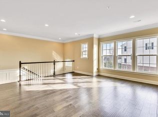 11826 Mango Ln, Gaithersburg, MD 20878