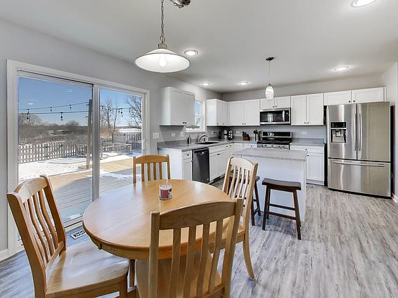 5th image of 2764 Woodworth Ave
