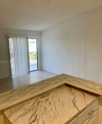 4th image of 205-468 NE 206th Ln #205