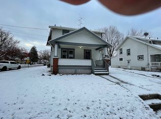 740 Lovers Ln, Akron, OH 44306