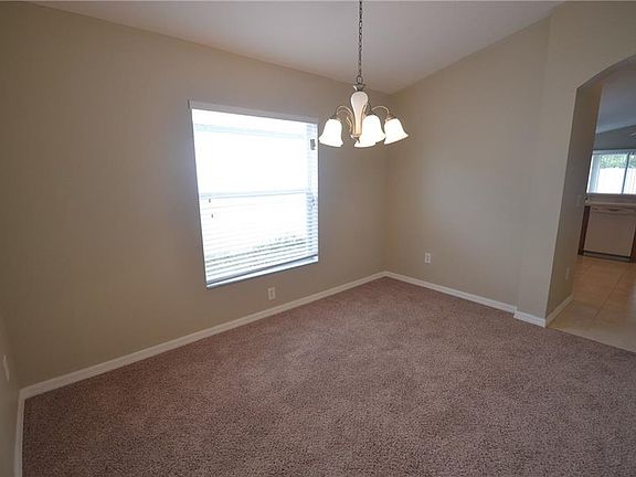 3rd image of 7742 Carriage Pointe Dr