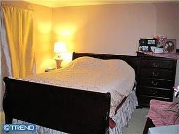 3rd image of 89 Rockland Dr
