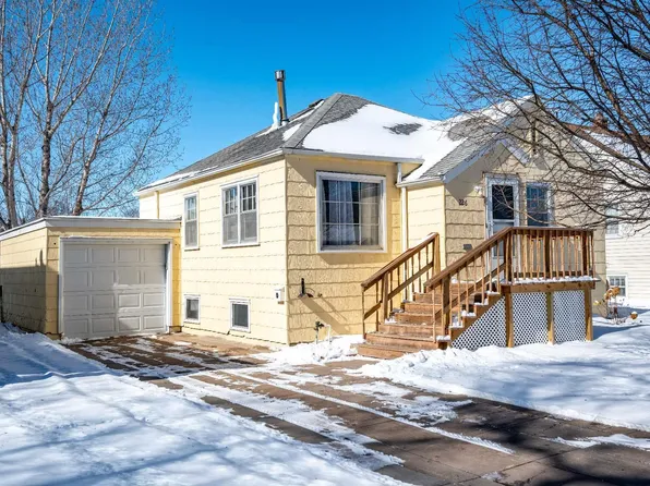 226 S Reynolds Ave, North Platte, NE 69101