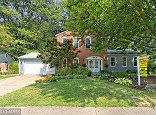 7804 Attleboro Dr, Springfield, VA 22153