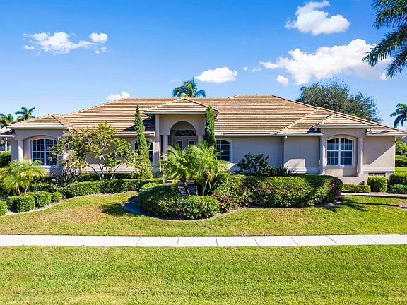 2nd image of 700 Plantation Ct