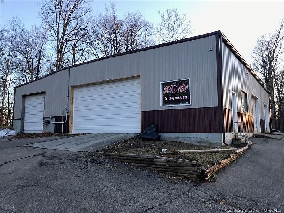 2nd image of 6020 Highway 135 NE