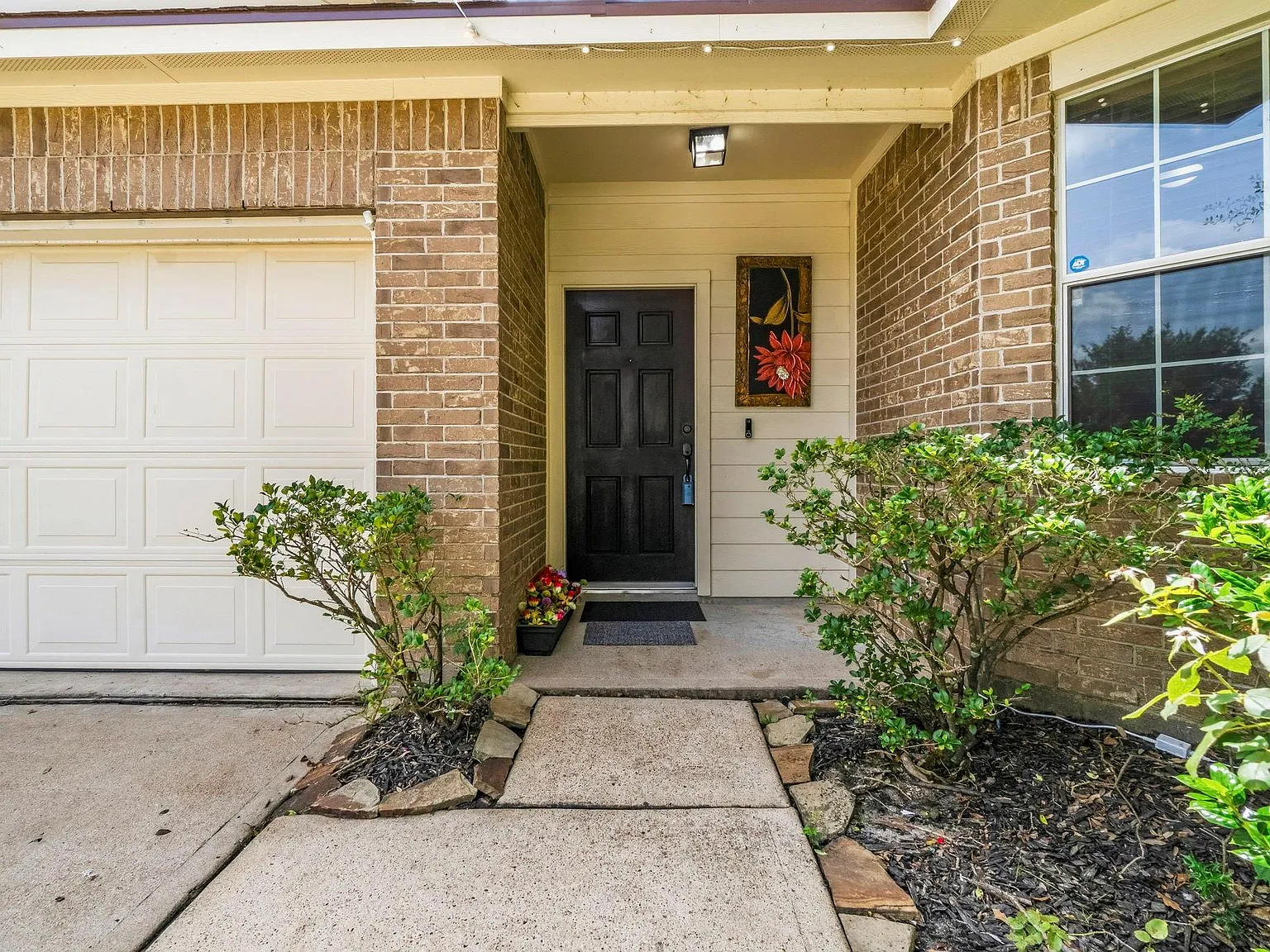 3 bed, 2.0 bath, 1770 sqft, $1,950 — Photo 4