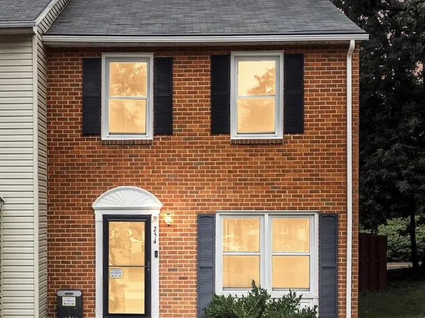254 Michele Cir, Millersville, MD 21108