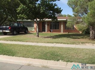 905 S Adams Dr, Roswell, NM 88203
