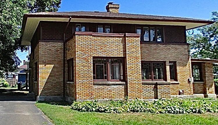 The 1903 Barton House Twin!