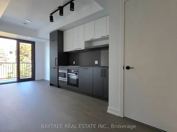 91 Montclair Ave, Toronto, ON