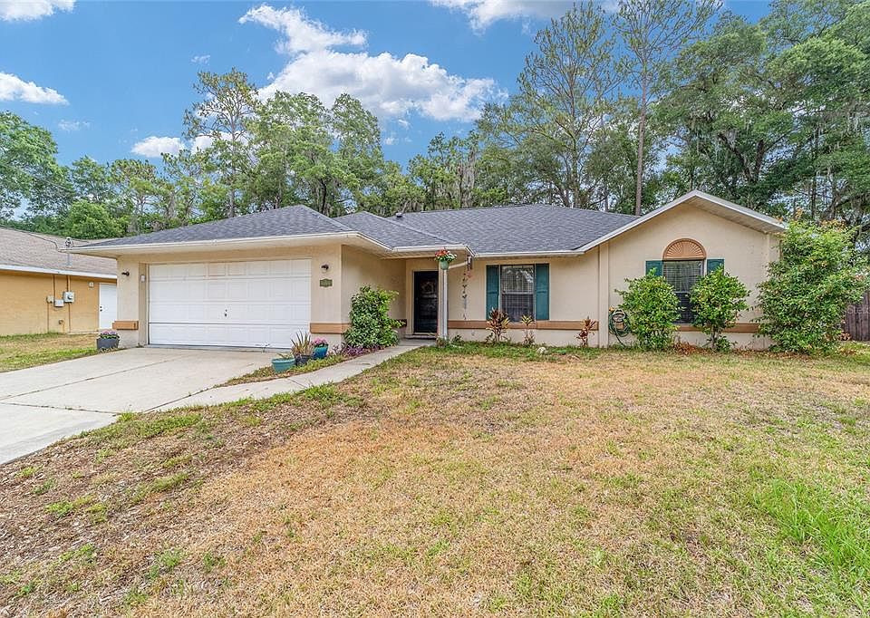 1st image of 4228 NE 32nd Cir