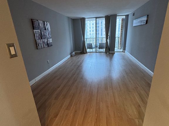 3rd image of 4600 S Four Mile Run Dr APT 532