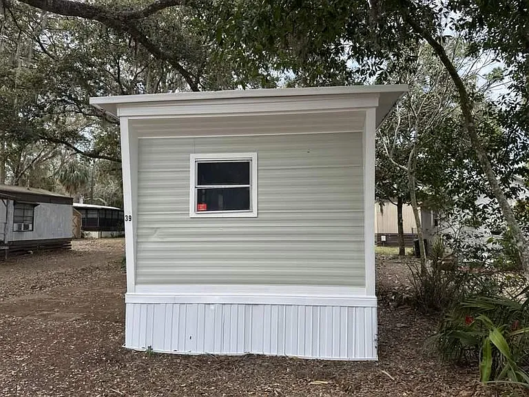 Suncoast MH & RV Resort — Photo 18