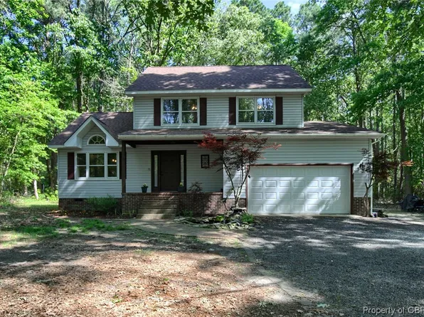 8328 Woodhaven Dr, Gloucester, VA 23061