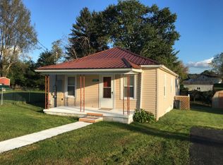 120 Crab Orchard Ave, Beckley, WV 25801