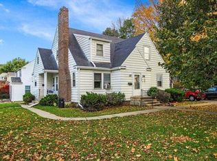 540 W Evelyn St, Freeport, IL 61032