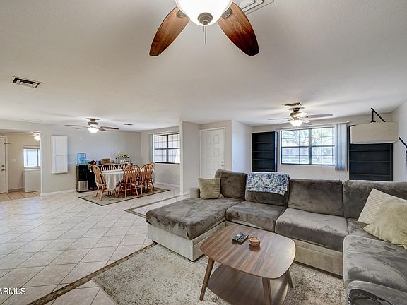 3rd image of 1511 W MESQUITE Street