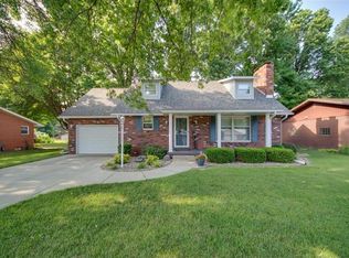 110 Cedar Ln, East Alton, IL